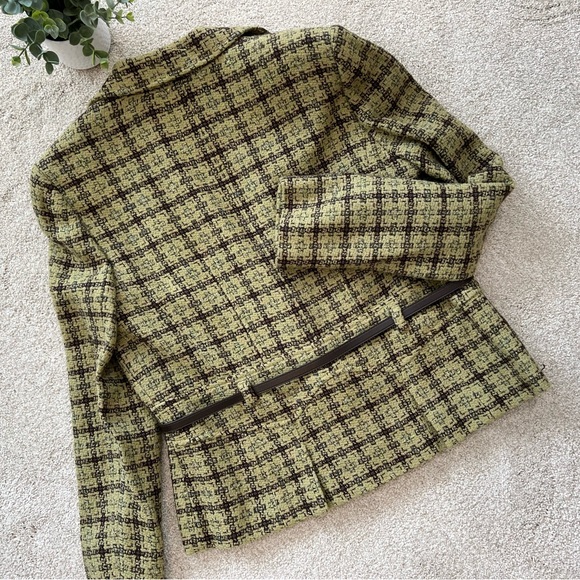 Women’s - Two Piece - Suit - Picture 7 of 15